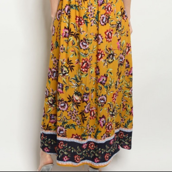 Sophia's Rooftop Garden Boho Floral Maxi Dress!<3 - Picture 5 of 6